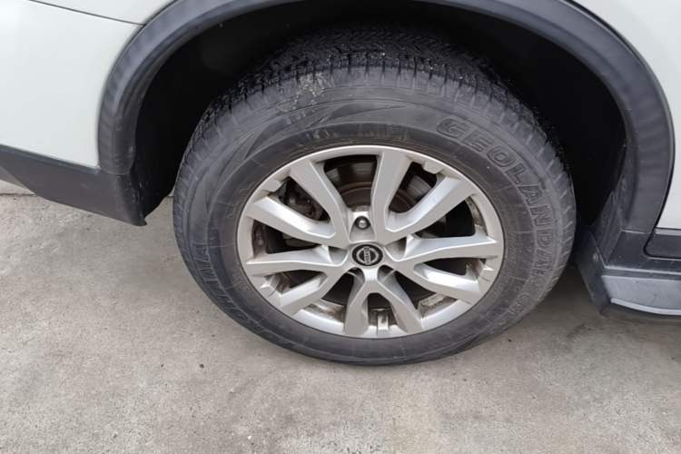 Used Nissan X-Trail 2019 2.0L CVT Smart Connect Comfort Edition 2WD Right Rear Wheel Hub