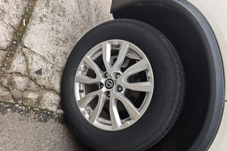 Used Nissan X-Trail 2019 2.0L CVT Smart Connect Comfort Edition 2WD Right Rear Wheel Hub