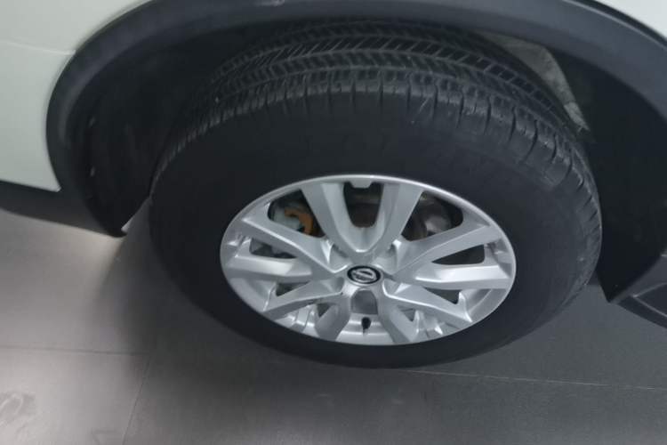 Used Nissan X-Trail 2019 2.0L CVT Smart Connect Comfort Edition 2WD Right Rear Wheel Hub