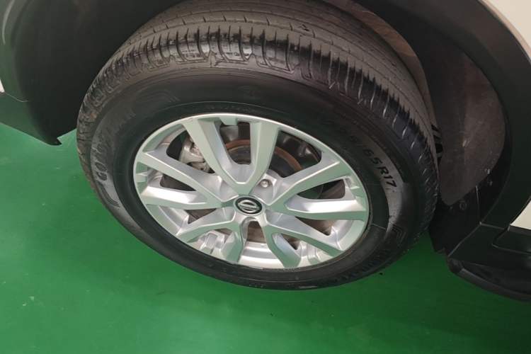 Used Nissan X-Trail 2019 2.0L CVT Comfort Edition 2WD Right Rear Wheel Hub