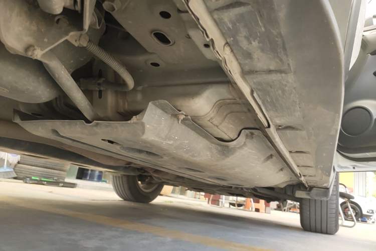 Used Nissan X-Trail 2019 2.0L CVT Smart Connect Comfort Edition 2WD Right Side Sill