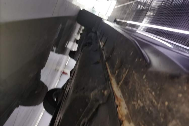 Used Nissan X-Trail 2019 2.0L CVT Smart Connect Comfort Edition 2WD Right Side Sill