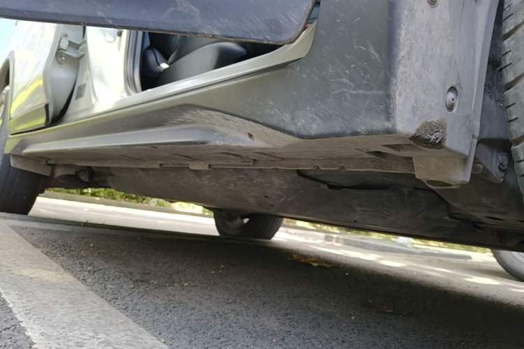Used Nissan X-Trail 2019 2.0L CVT Comfort Edition 2WD Right Side Sill