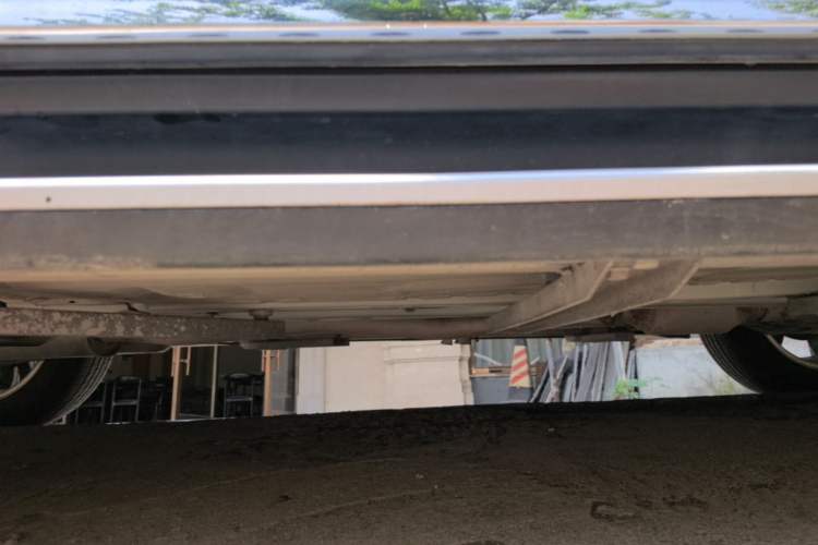Used Nissan X-Trail 2019 2.5L CVT Smart Connect Luxury Edition 4WD Right Side Sill