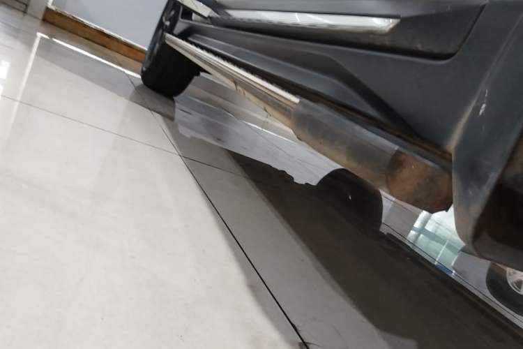Used Nissan X-Trail 2019 2.5L CVT Smart Connect Luxury Edition 4WD Right Side Sill