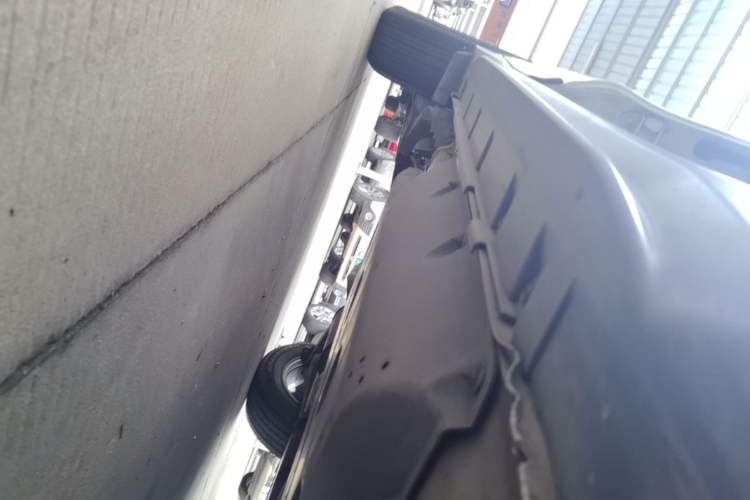 Used Nissan X-Trail 2019 2.0L CVT Smart Connect Comfort Edition 2WD Right Side Sill