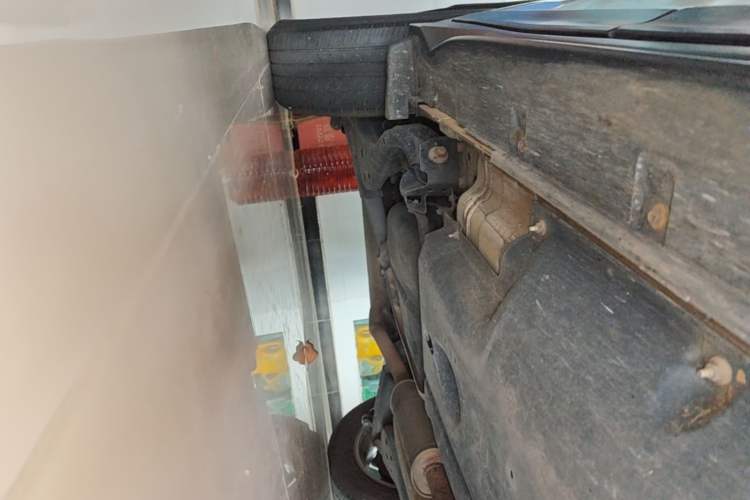 Used Nissan X-Trail 2019 2.0L CVT Smart Connect Comfort Edition 2WD Right Side Sill