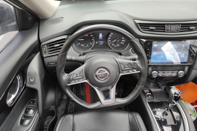 Used Nissan X-Trail 2019 2.0L CVT Smart Connect Comfort Edition 2WD Steering Wheel