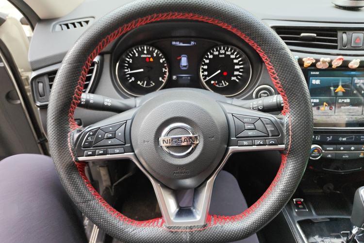 Used Nissan X-Trail 2019 2.0L CVT Smart Connect Comfort Edition 2WD Steering Wheel