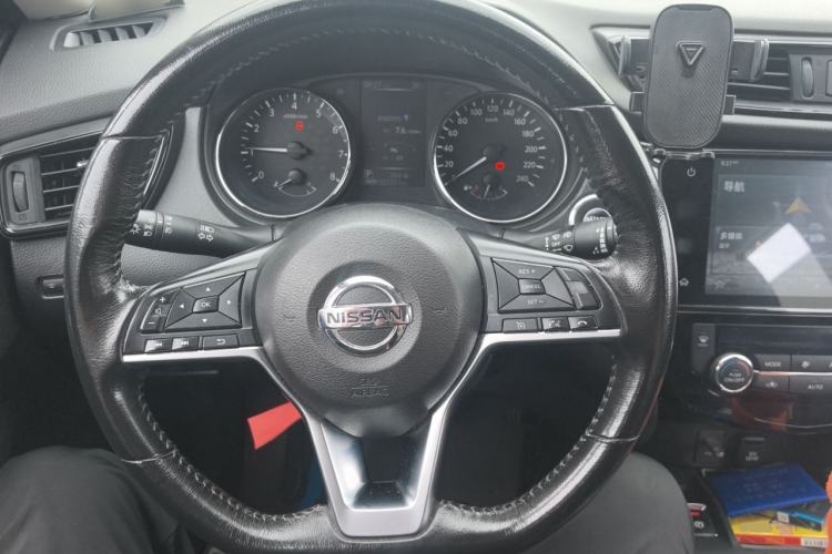 Used Nissan X-Trail 2019 2.0L CVT Smart Connect Comfort Edition 2WD Steering Wheel