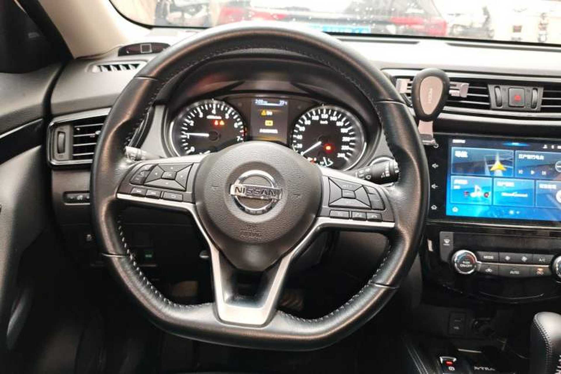 Used Nissan X-Trail 2019 2.0L CVT Smart Connect Comfort Edition 2WD Steering Wheel