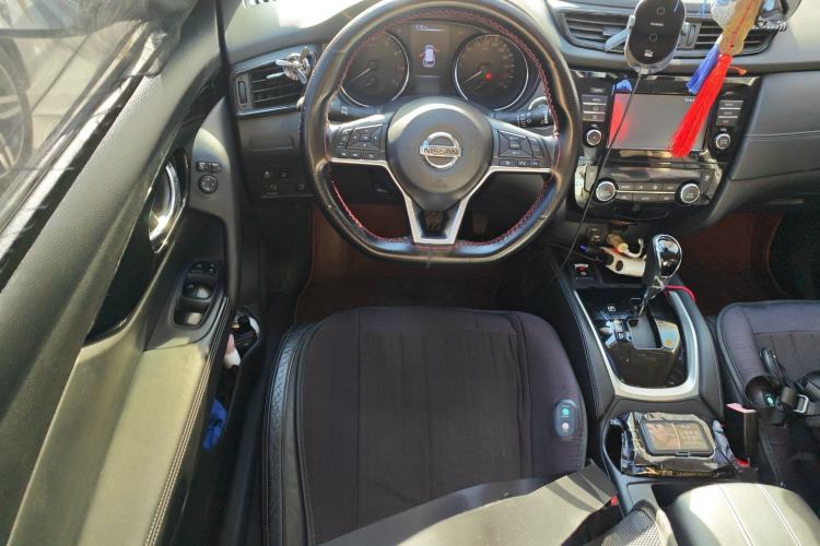 Used Nissan X-Trail 2019 2.0L CVT Comfort Edition 2WD Steering Wheel