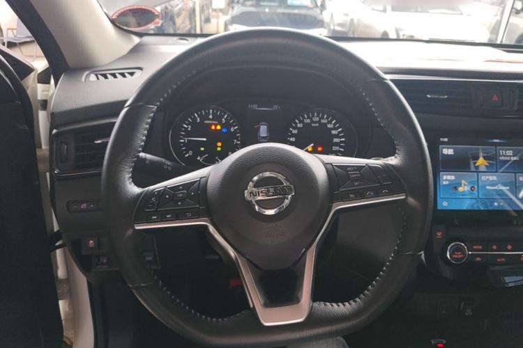 Used Nissan X-Trail 2019 2.0L CVT Smart Connect Comfort Edition 2WD Steering Wheel