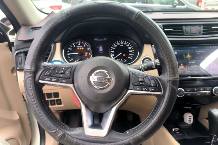 Used Nissan X-Trail 2019 2.0L CVT Smart Connect Comfort Edition 2WD Steering Wheel