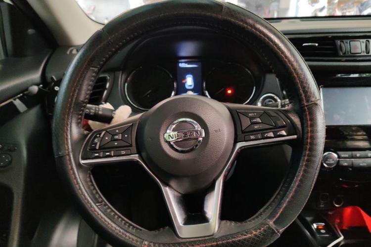 Used Nissan X-Trail 2019 2.0L CVT Comfort Edition 2WD Steering Wheel