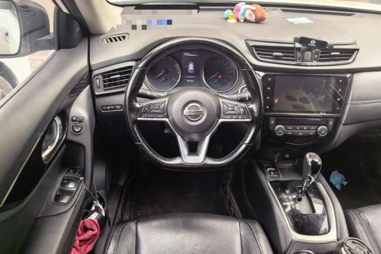 Used Nissan X-Trail 2019 2.0L CVT SmartConnect 7-Seater Comfort Edition 2WD Steering Wheel