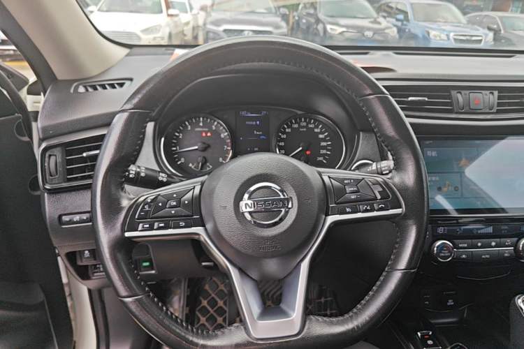 Used Nissan X-Trail 2019 2.0L CVT Smart Connect Comfort Edition 2WD Steering Wheel