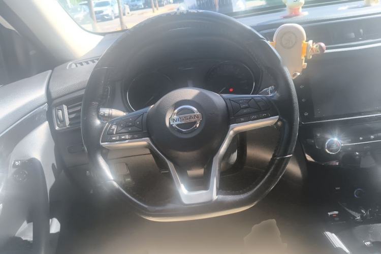Used Nissan X-Trail 2019 2.0L CVT Smart Connect Comfort Edition 2WD Steering Wheel