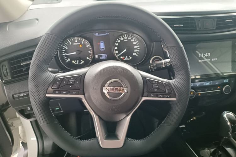 Used Nissan X-Trail 2019 2.0L CVT Smart Connect Comfort Edition 2WD Steering Wheel