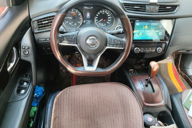 Used Nissan X-Trail 2019 2.0L CVT Smart Connect Comfort Edition 2WD Steering Wheel