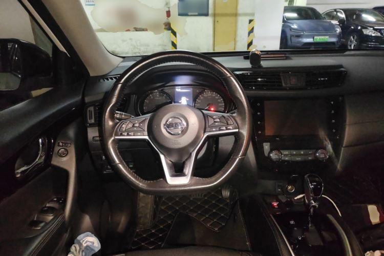Used Nissan X-Trail 2019 2.0L CVT Comfort Edition 2WD Steering Wheel