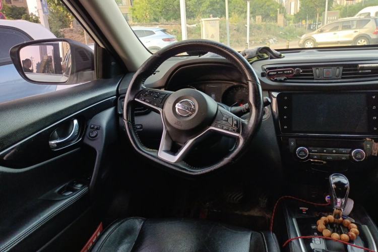 Used Nissan X-Trail 2019 2.0L CVT Smart Connect Comfort Edition 2WD Steering Wheel