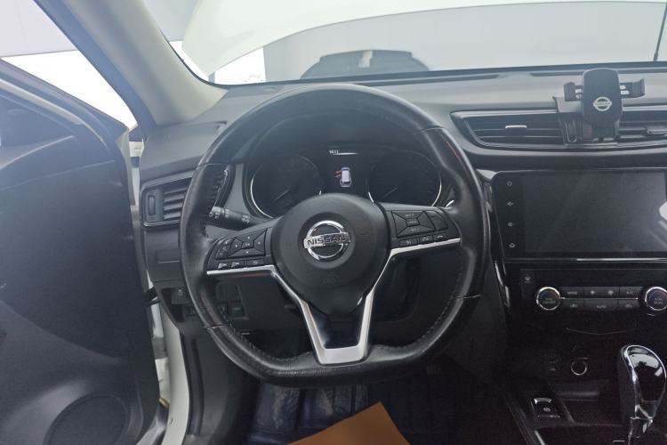 Used Nissan X-Trail 2019 2.0L CVT Smart Connect Comfort Edition 2WD Steering Wheel