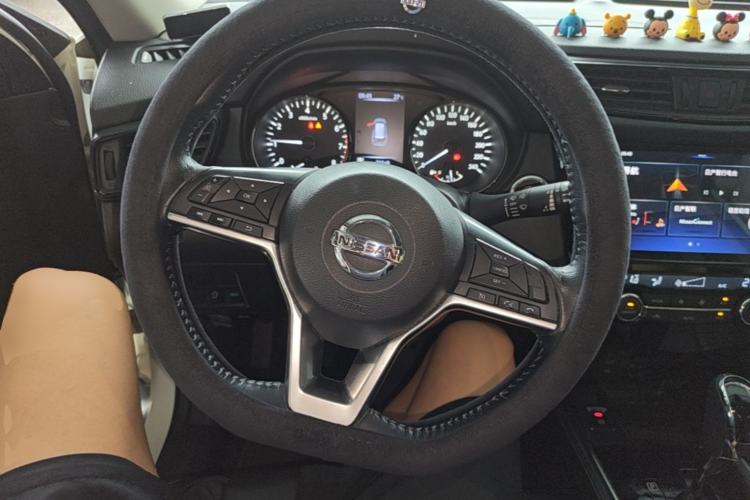 Used Nissan X-Trail 2019 2.0L CVT Smart Connect Comfort Edition 2WD Steering Wheel