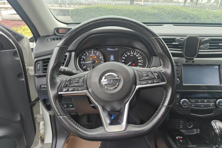 Used Nissan X-Trail 2019 2.0L CVT Comfort Edition 2WD Steering Wheel
