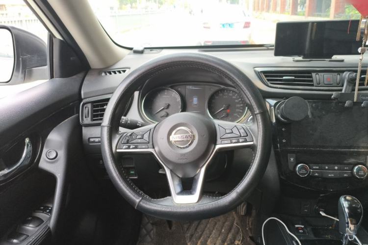 Used Nissan X-Trail 2019 2.0L CVT Smart Connect Comfort Edition 2WD Steering Wheel