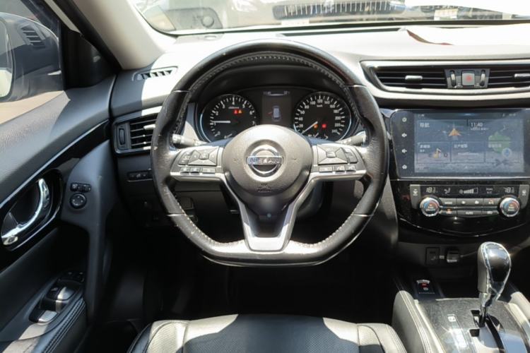 Used Nissan X-Trail 2019 2.0L CVT Smart Connect Comfort Edition 2WD Steering Wheel