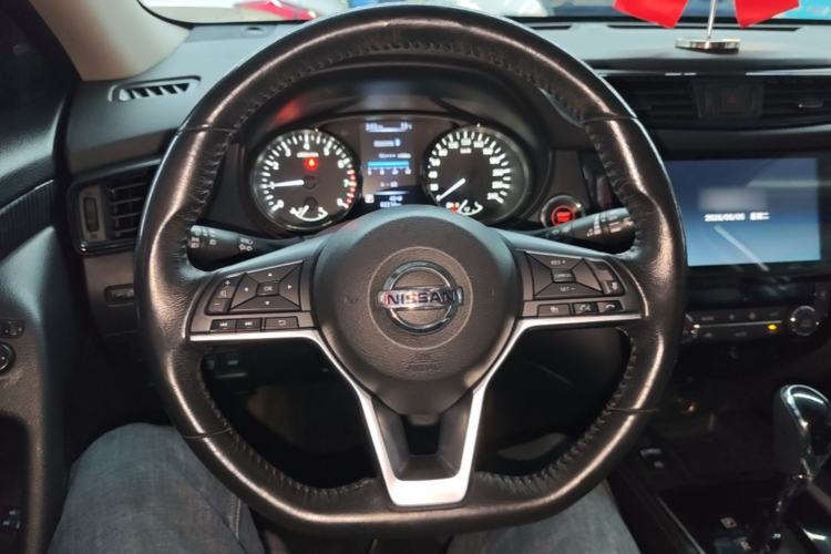 Used Nissan X-Trail 2019 2.5L CVT Smart Connect Luxury Edition 4WD Steering Wheel