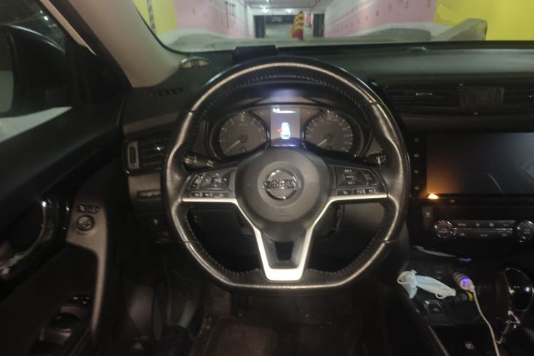 Used Nissan X-Trail 2019 2.0L CVT Smart Connect Comfort Edition 2WD Steering Wheel