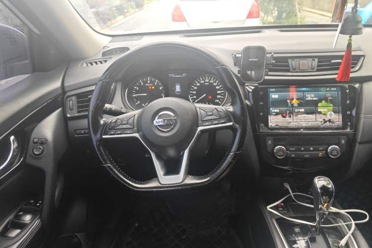 Used Nissan X-Trail 2019 2.0L CVT Smart Connect Comfort Edition 2WD Steering Wheel