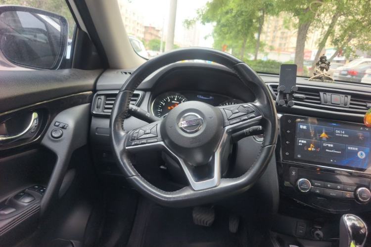 Used Nissan X-Trail 2019 2.0L CVT Comfort Edition 2WD Steering Wheel