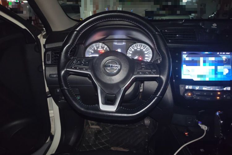 Used Nissan X-Trail 2019 2.0L CVT Smart Connect Comfort Edition 2WD Steering Wheel