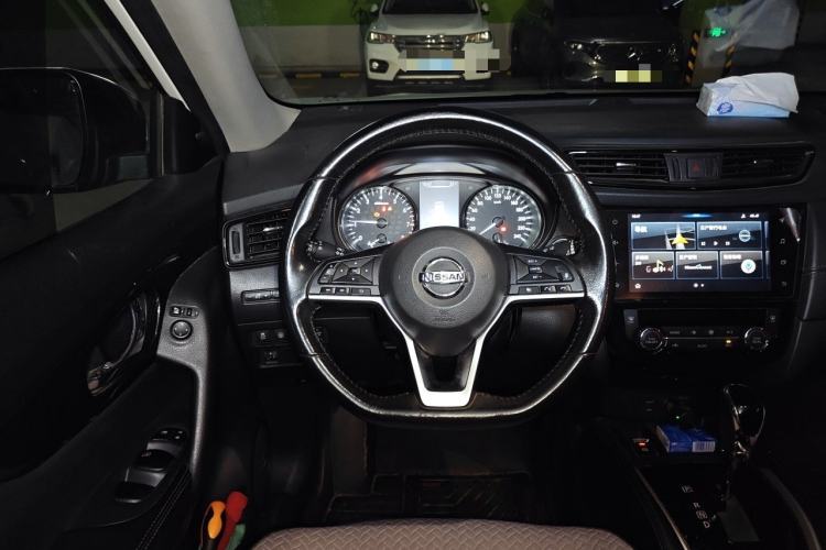 Used Nissan X-Trail 2019 2.5L CVT Smart Connect Luxury Edition 4WD Steering Wheel