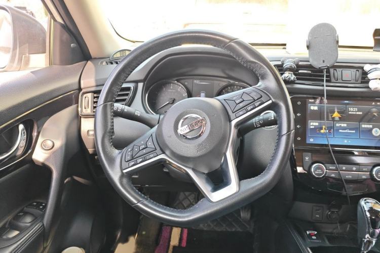Used Nissan X-Trail 2019 2.0L CVT Smart Connect Comfort Edition 2WD Steering Wheel