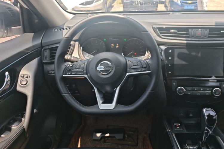 Used Nissan X-Trail 2019 2.5L CVT Smart Connect Luxury Edition 4WD Steering Wheel