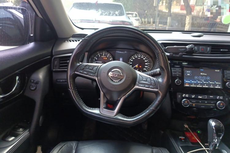 Used Nissan X-Trail 2019 2.0L CVT Comfort Edition 2WD Steering Wheel