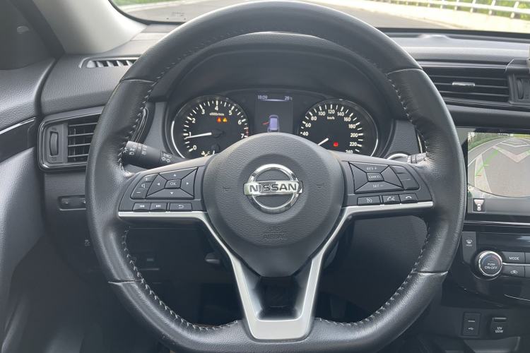 Used Nissan X-Trail 2019 2.0L CVT Smart Connect Comfort Edition 2WD Steering Wheel