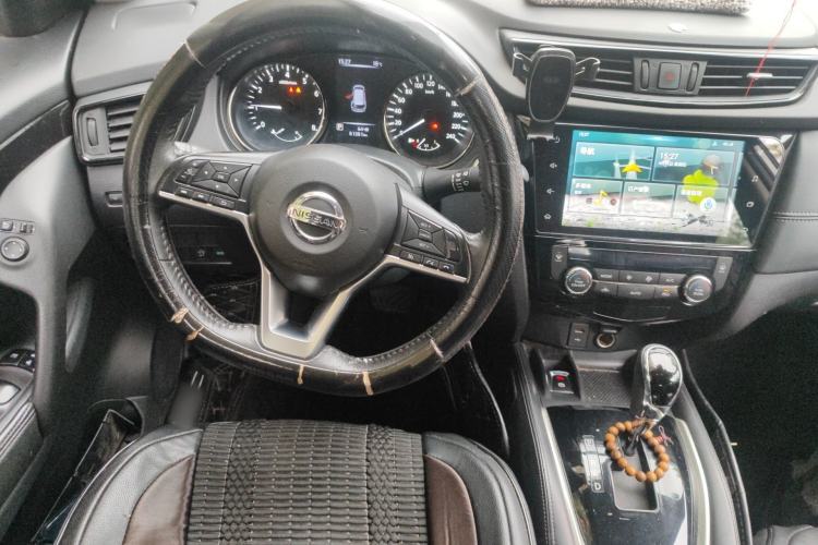 Used Nissan X-Trail 2019 2.0L CVT Smart Connect Comfort Edition 2WD Steering Wheel