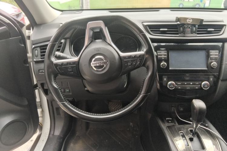 Used Nissan X-Trail 2019 2.0L CVT Comfort Edition 2WD Steering Wheel