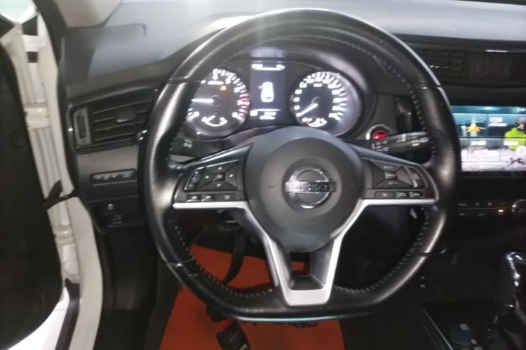 Used Nissan X-Trail 2019 2.0L CVT Smart Connect Comfort Edition 2WD Steering Wheel
