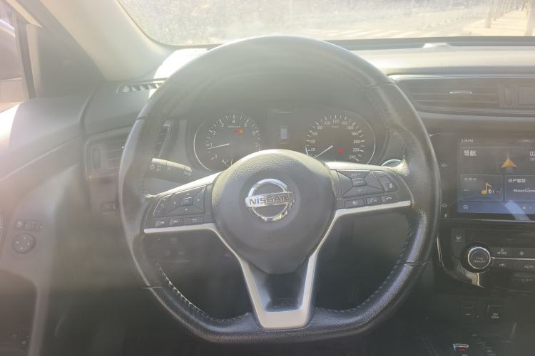 Used Nissan X-Trail 2019 2.5L CVT Smart Connect Luxury Edition 4WD Steering Wheel
