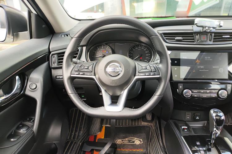 Used Nissan X-Trail 2019 2.0L CVT Smart Connect Comfort Edition 2WD Steering Wheel