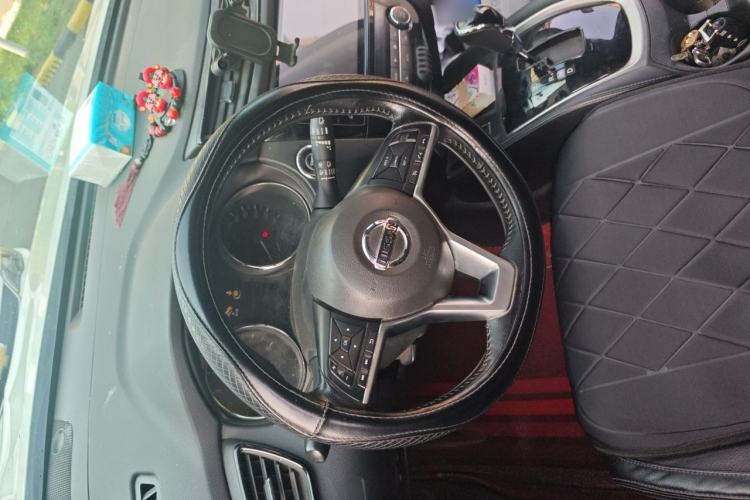 Used Nissan X-Trail 2019 2.0L CVT Smart Connect Comfort Edition 2WD Steering Wheel
