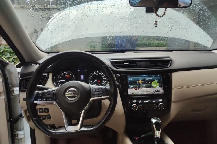 Used Nissan X-Trail 2019 2.5L CVT SmartConnect 7-Seater Leading Edition 4WD Steering Wheel