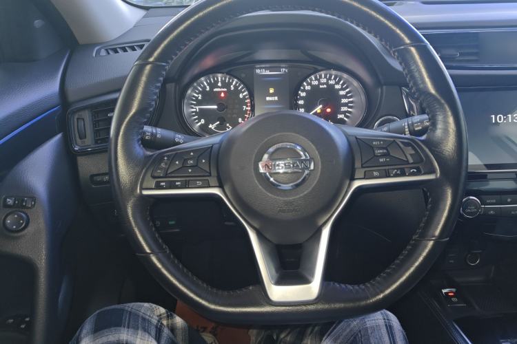 Used Nissan X-Trail 2019 2.0L CVT Smart Connect Comfort Edition 2WD Steering Wheel