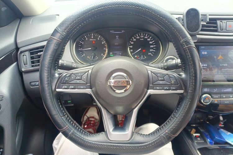 Used Nissan X-Trail 2019 2.0L CVT Smart Connect Comfort Edition 2WD Steering Wheel